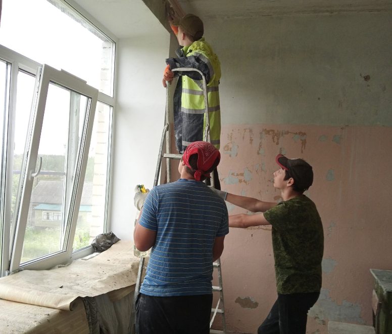 В Калязинском округе идет подготовка школ к новому учебному году