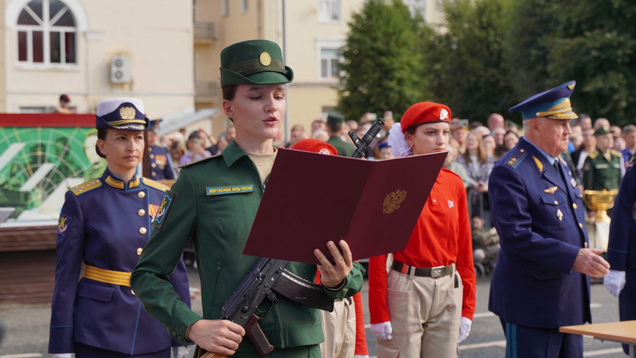 В Твери курсанты академии воздушно-космической обороны приняли военную присягу