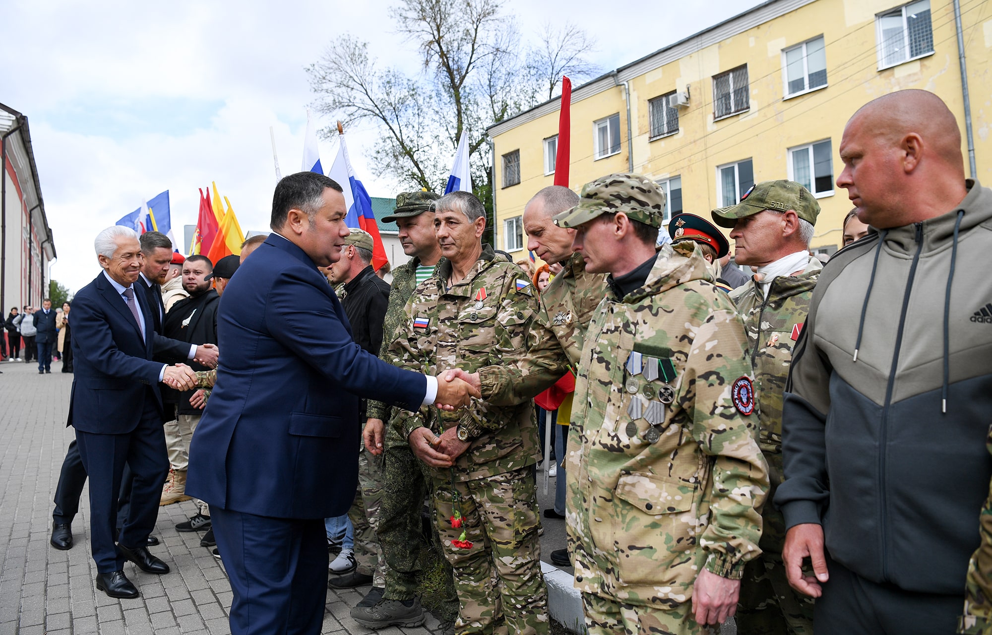 В Ржеве открыли памятник участникам СВО