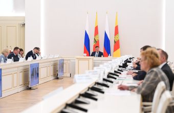 Главы муниципалитетов Тверской области доложили Игорю Рудене о готовности школ к 1 сентября