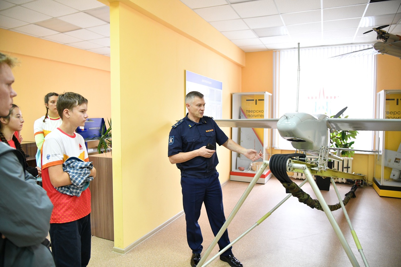 Студенты со всей России отправились в экспедицию «Паруса Победы» по Тверской области