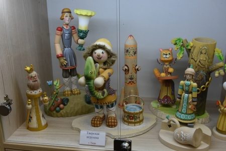 В Вышнем Волочке открылся уникальный музей «Игрушкин дом»