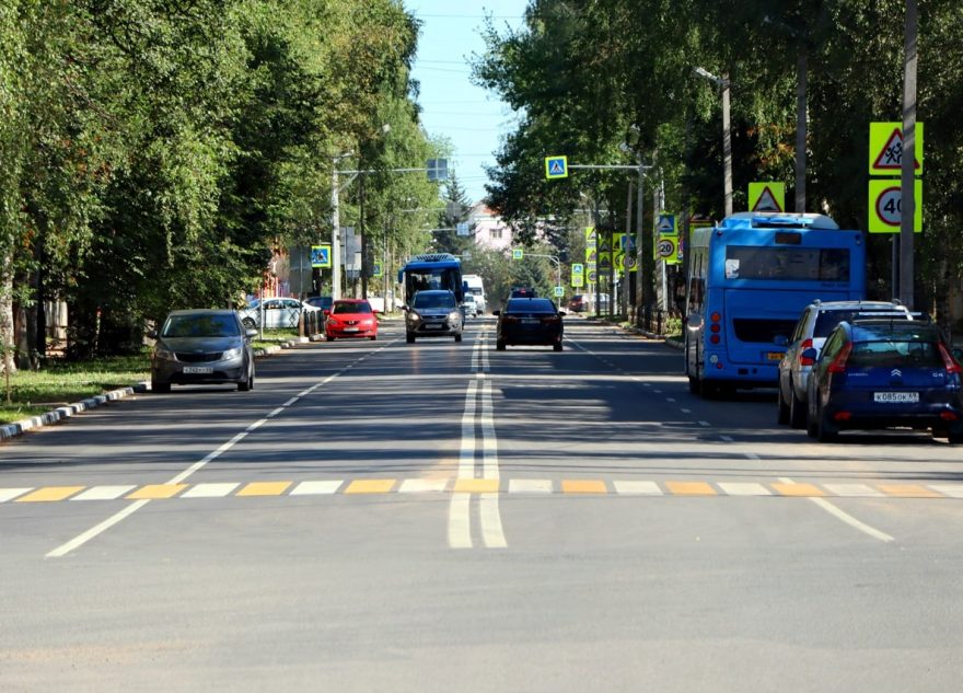 В Ржевском округе ремонтируют дороги и тротуары