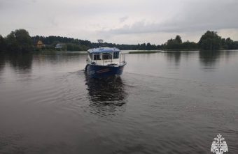 Тело женщины достали из озера в Тверской области Тело женщины достали из озера в Тверской области