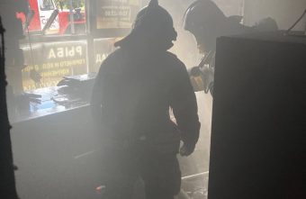 В Твери ликвидировали пожар в магазине магазине