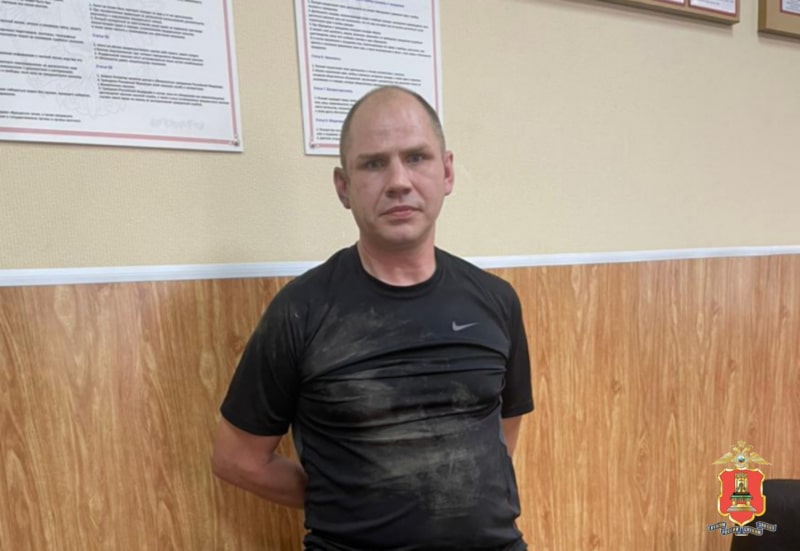 В Твери задержали пару закладчиков с метадоном