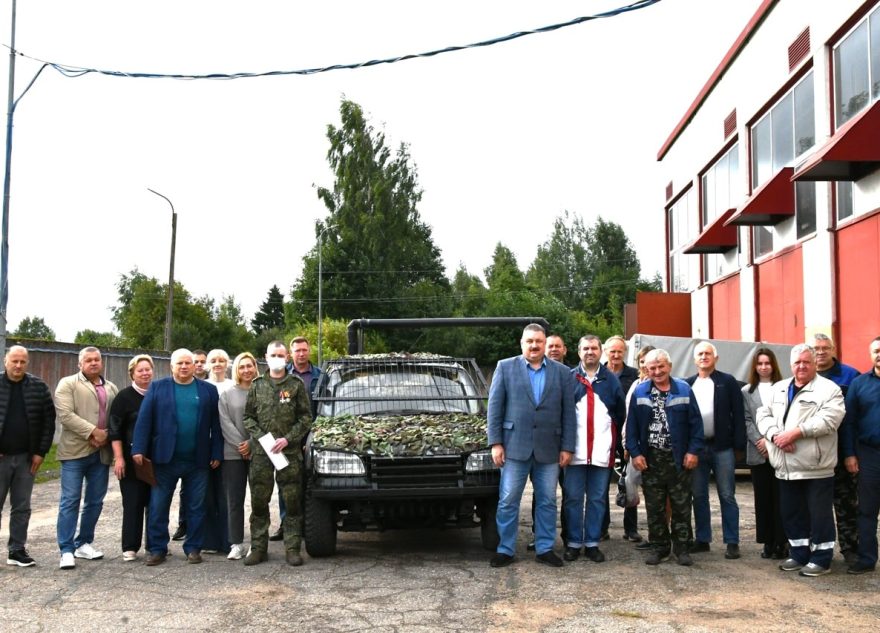 Андреаполь передал в зону СВО модернизированный автомобиль