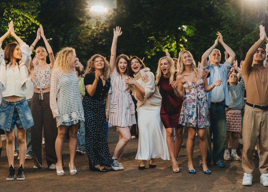 Ставим в календарь: 4 сентября — премьера сериала «Москва слезам не верит. Всё только начинается» на Wink.ru