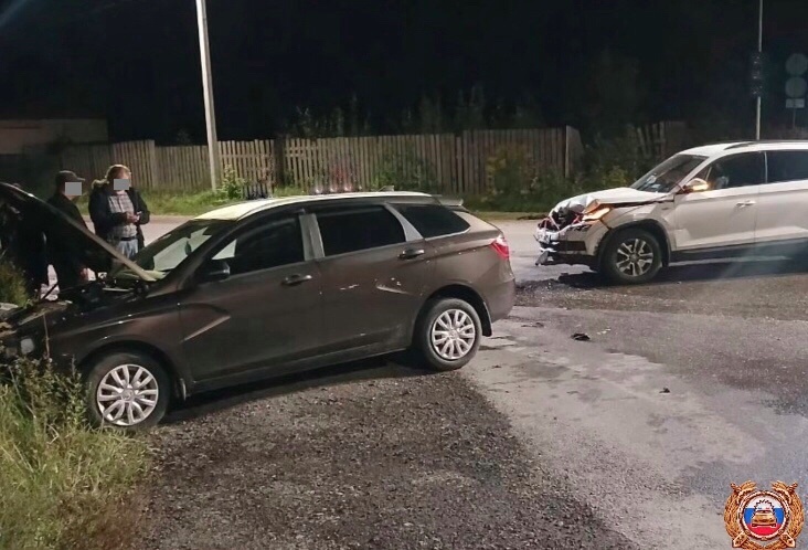 Две девочки пострадали в ДТП в Тверской области