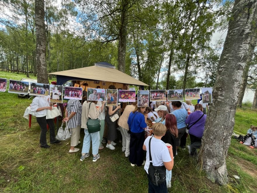 Полкилометра фотографий и много пирогов: Бологое отпраздновало свое 530-летие Полкилометра фотографий и много пирогов: Бологое отпраздновало свое 530-летие