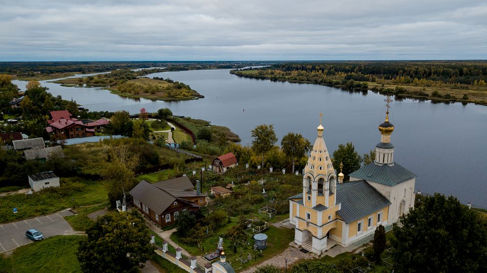 Игорь Руденя поздравил жителей Калининского округа с днем муниципалитета