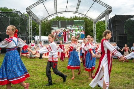 Гости – за калиткой: больше 12 тысяч человек побывали в путешествии в Тверскую Карелию Гости – за калиткой: больше 12 тысяч человек побывали в путешествии в Тверскую Карелию