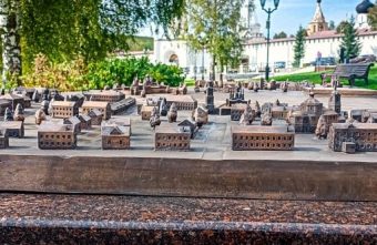 Город как на ладони: в Тверской области установили панораму Старицы панораму