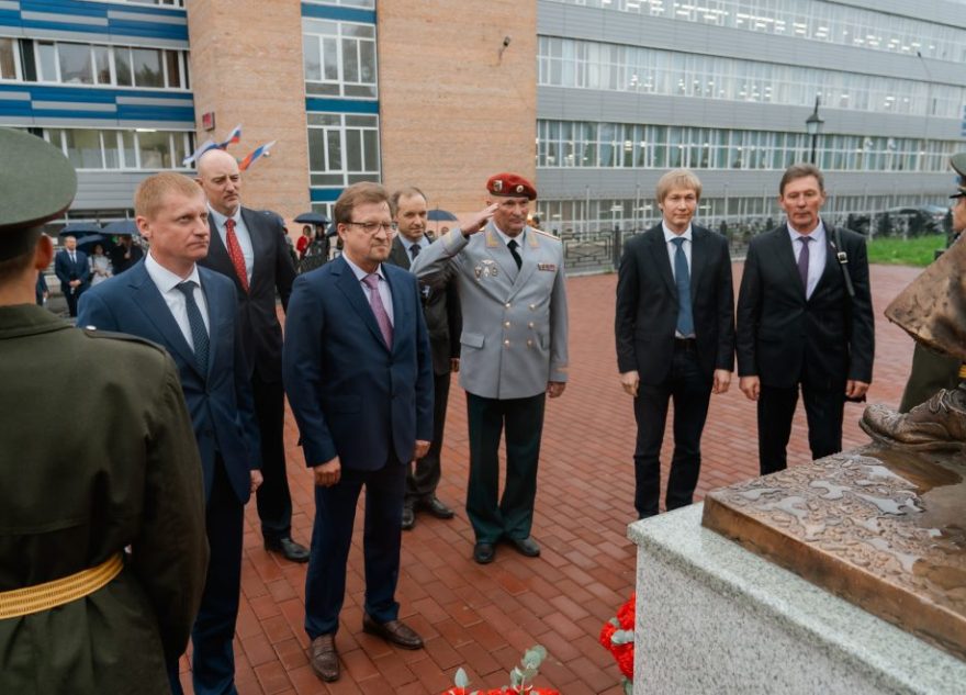 Президент Владимир Путин поздравил со столетним юбилеем Кимрскую фабрику имени Горького