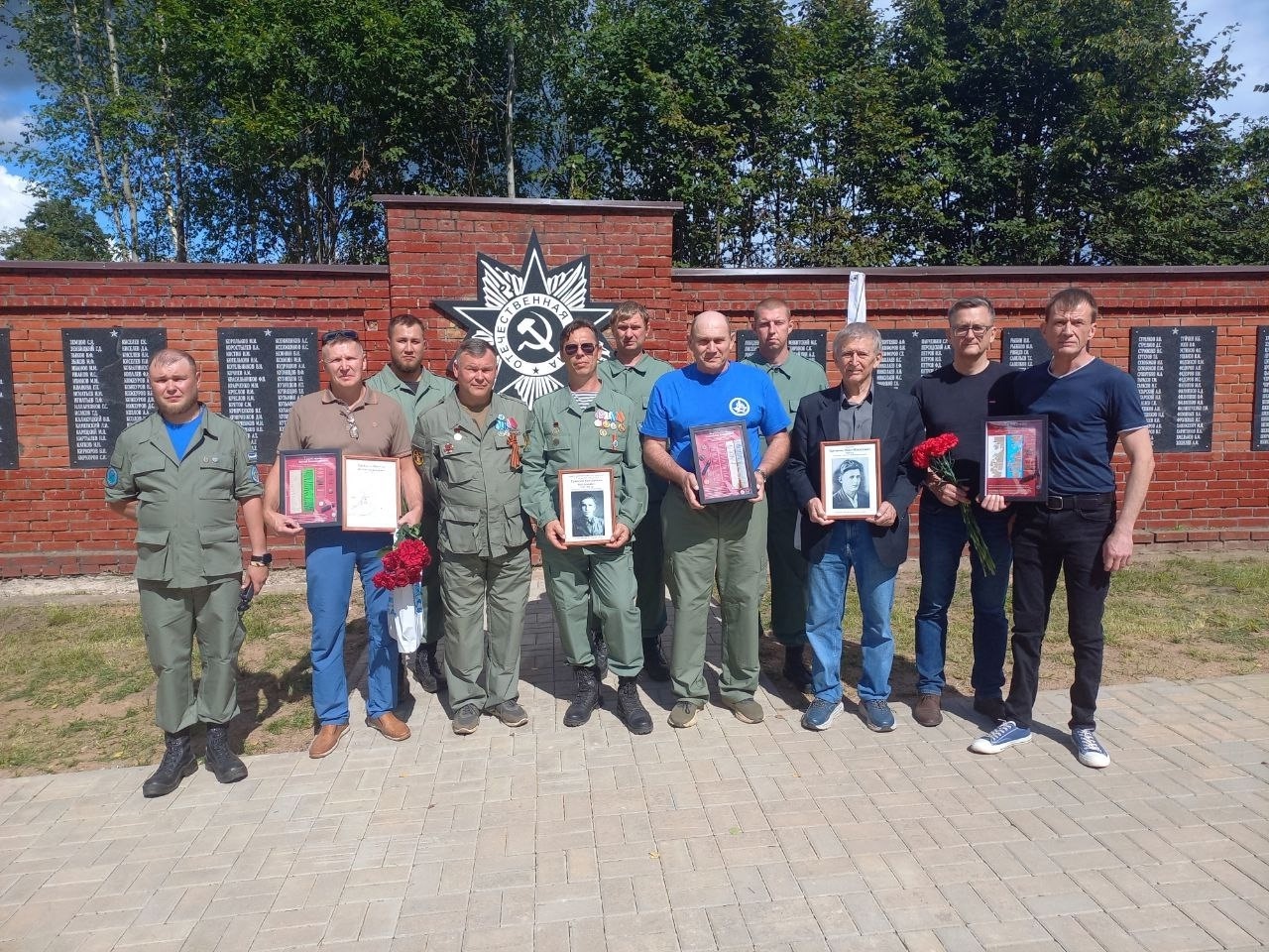 Поисковики установили имена шести красноармейцев, найденных в Тверской области