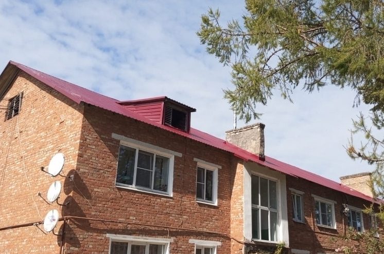 В посёлке Оленинского округа завершился ремонт дома героя-десантника Сергея Козлова