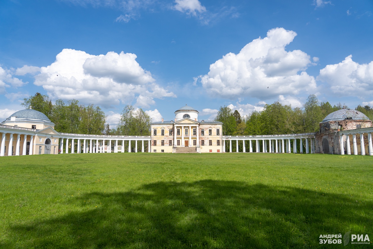 «Ростелеком» подключил к Сети «Виллу Раёк» на территории исторической усадьбы XVIII века