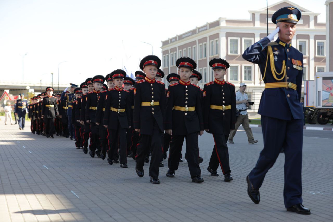 Тверские суворовцы торжественно присягнули на верность Отечеству