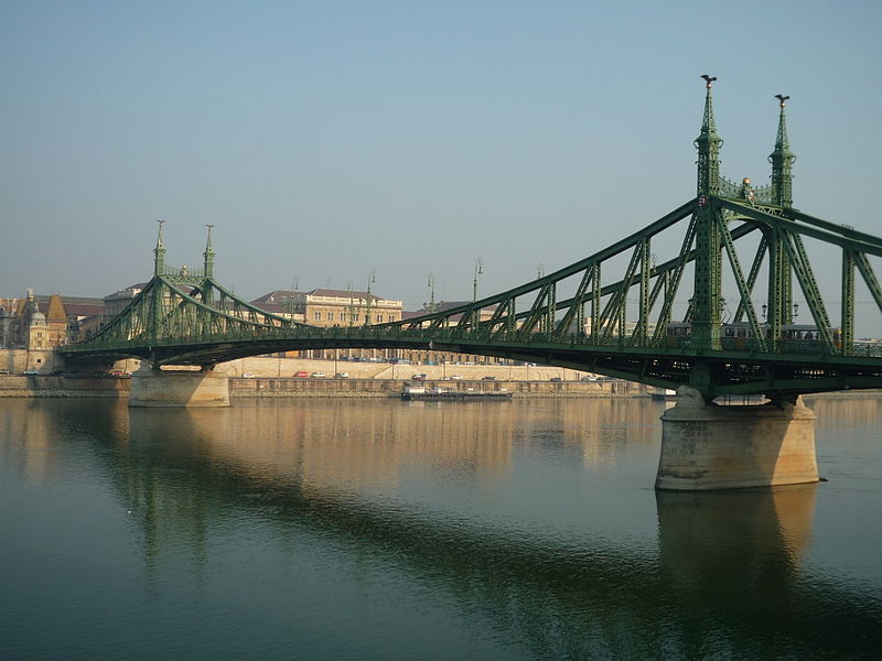 Старый, но крепкий: топ-5 фактов про первый тверской мост через Волгу