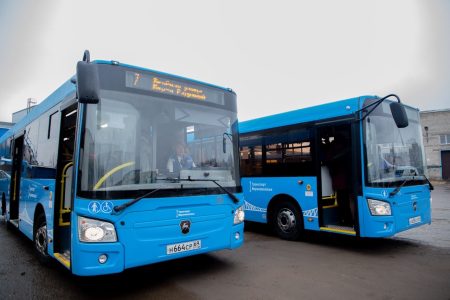 автобусных