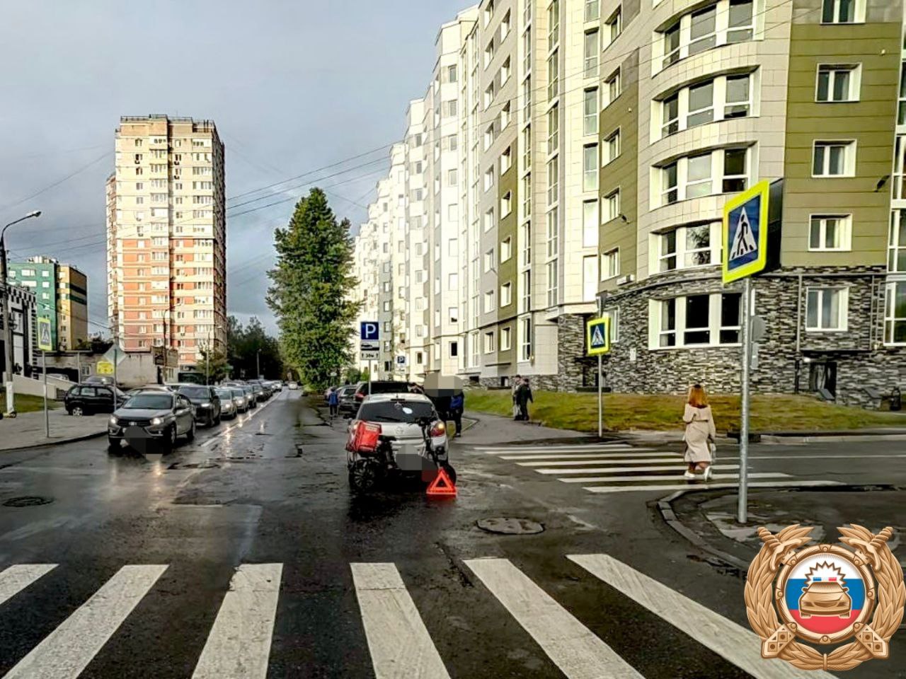 Появились фото с места ДТП с курьером в Твери
