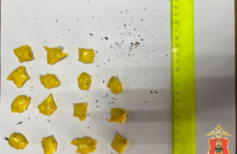 15 свёртков с наркотиками нашли у дебошира, задержанного в Тверской области свёртков