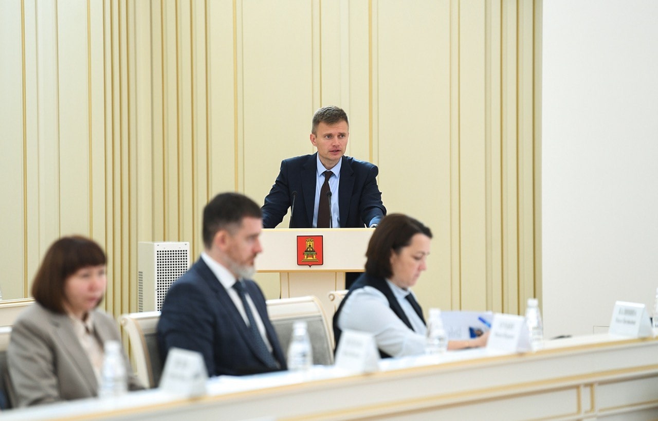 "Возвращение жизни": Игорь Руденя поставил задачи по ревитализации общественных пространств в Тверской области