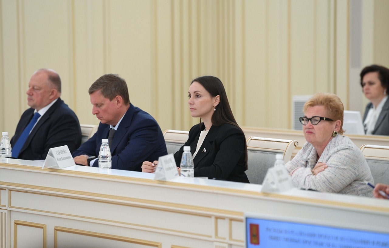 "Возвращение жизни": Игорь Руденя поставил задачи по ревитализации общественных пространств в Тверской области