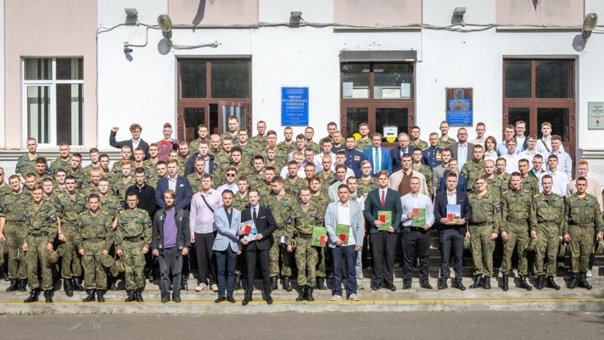 Первый выпуск курсантов ВУЦ ТвГТУ получил военные билеты