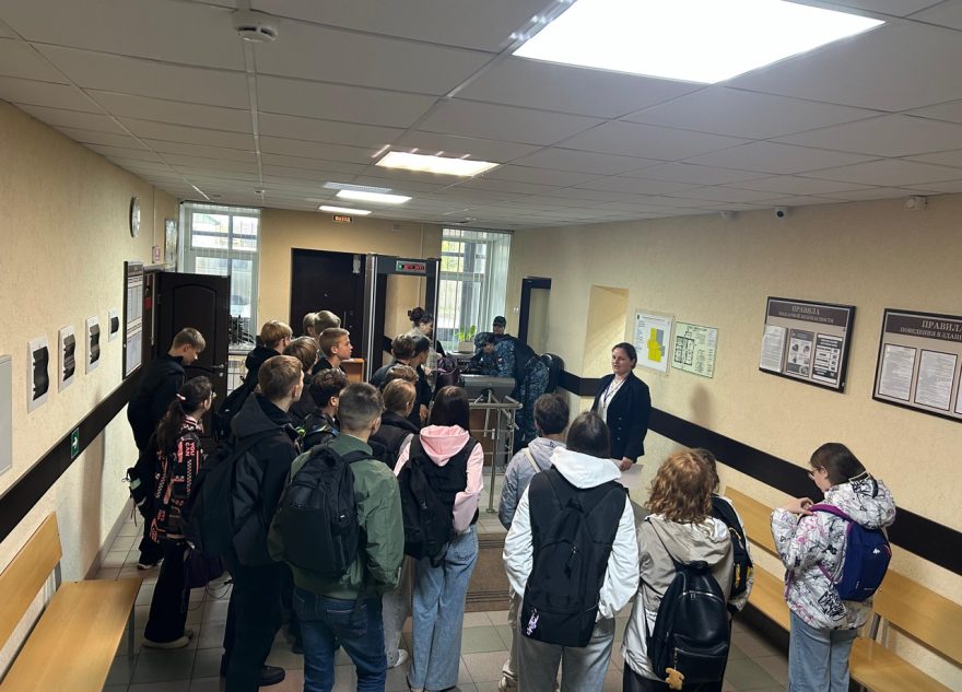 Лихославльские школьники отправились в районный суд