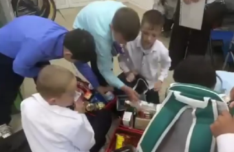 Школа в Тверской области полностью отказалась от цветов в пользу фронта цветов