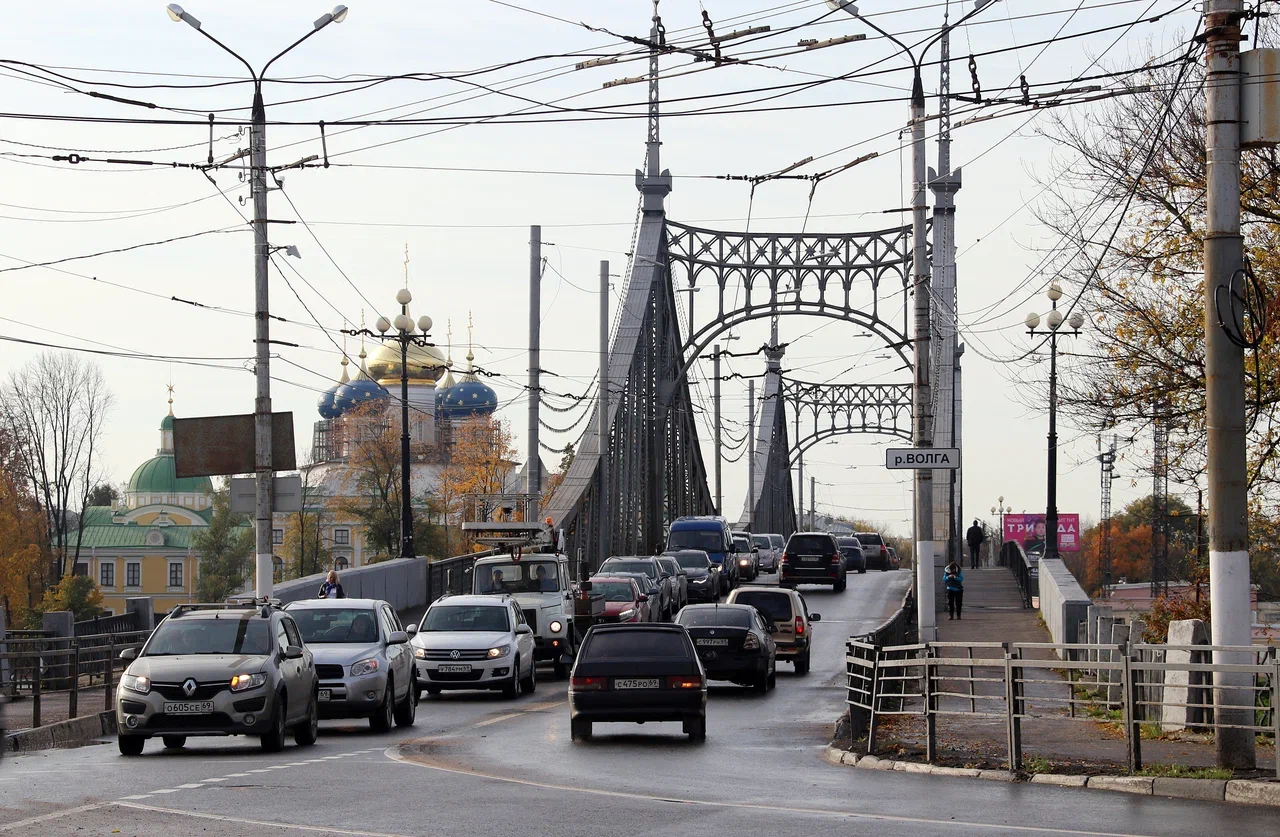 Автошколам разрешили учить водителей дистанционно дистанционно