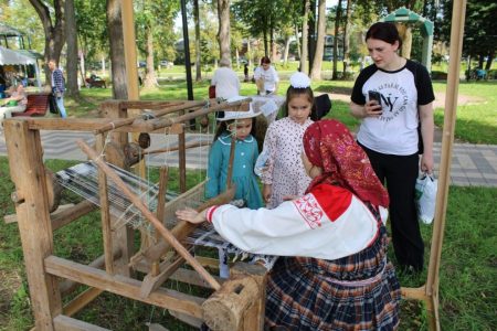Древняя сельхозкультура украсила День города в Тверской Венеции
