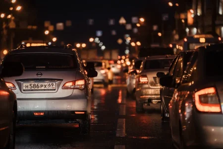 На шоссе в Твери делают новое освещение шоссе