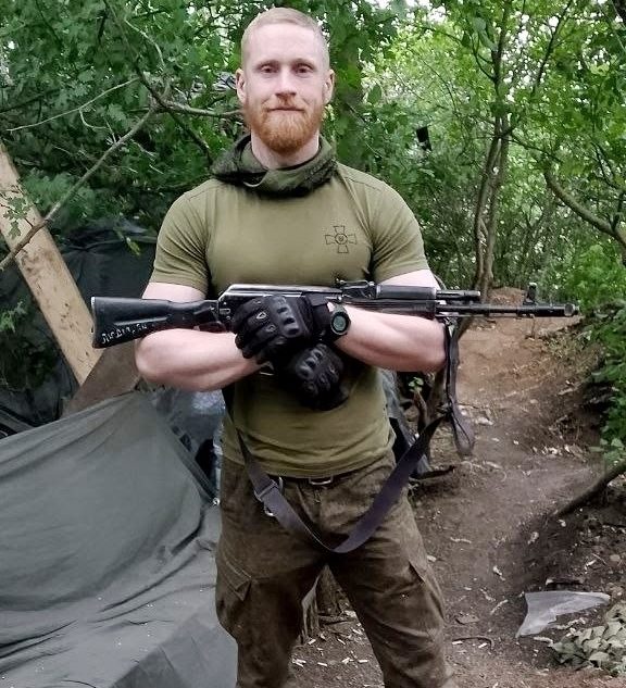 В зоне спецоперации геройски погиб Виктор Смирнов из Тверской области погиб