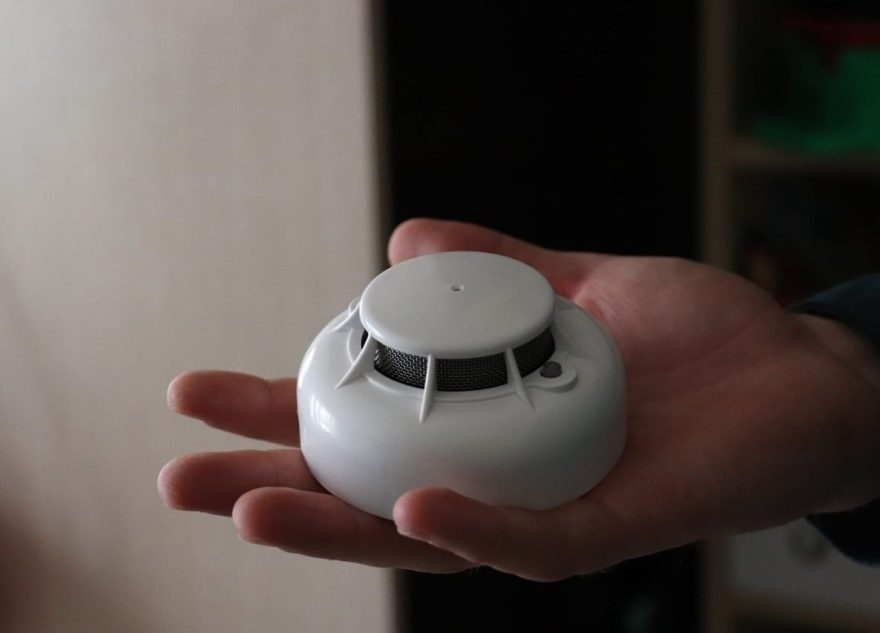 Больше 62 тысяч пожарных извещателей установили в домах семей Тверской области