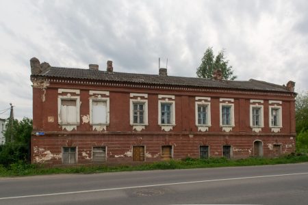 В Тверской области произошел пожар в историческом здании XIX века пожар