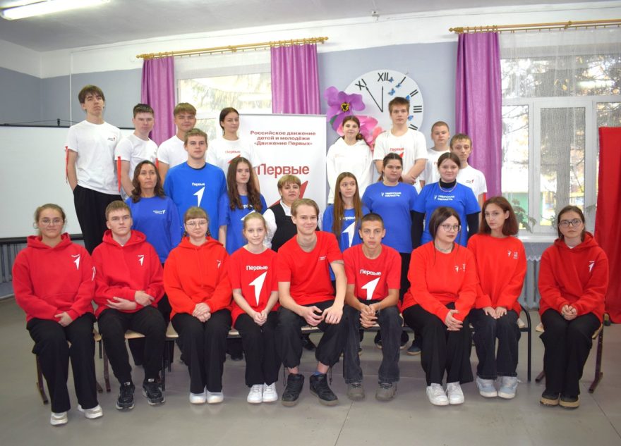 Активную оленинскую молодежь поблагодарили за работу