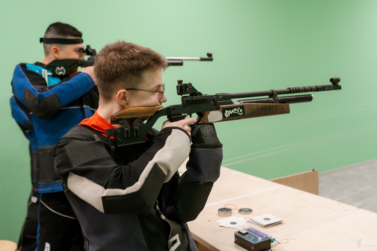 Точно в десятку: в Твери прошли областные соревнования по пулевой стрельбе