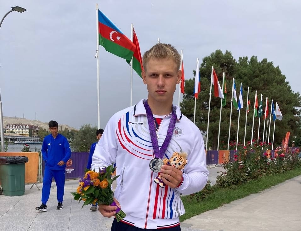 Гребец из Вышнего Волочка поднялся на призовой подиум Игр стран СНГ