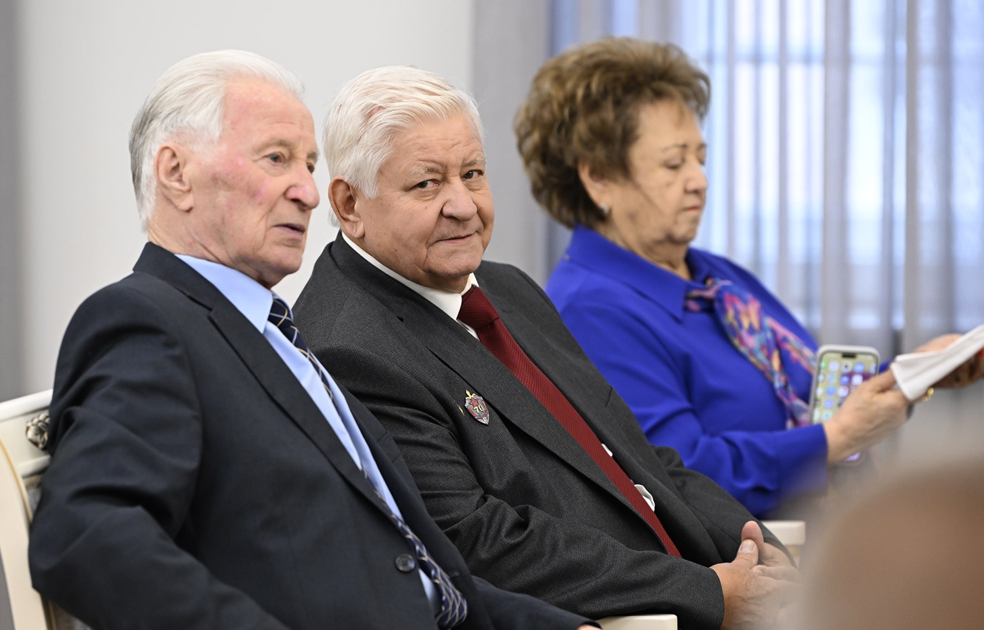 В День герба и флага Тверской области жителям региона вручили награды