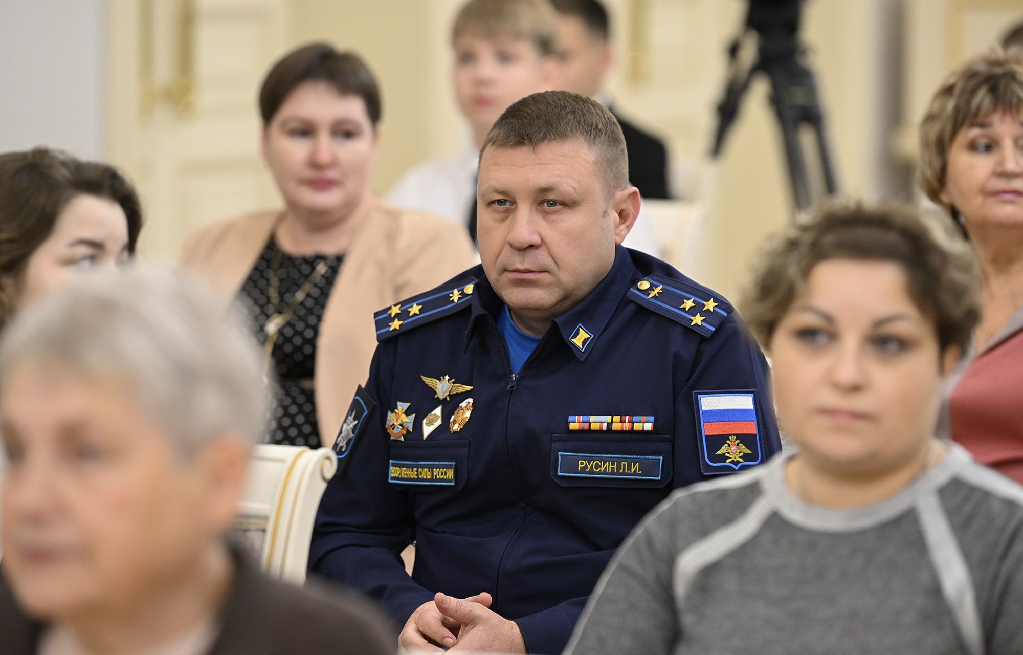 В День герба и флага Тверской области жителям региона вручили награды