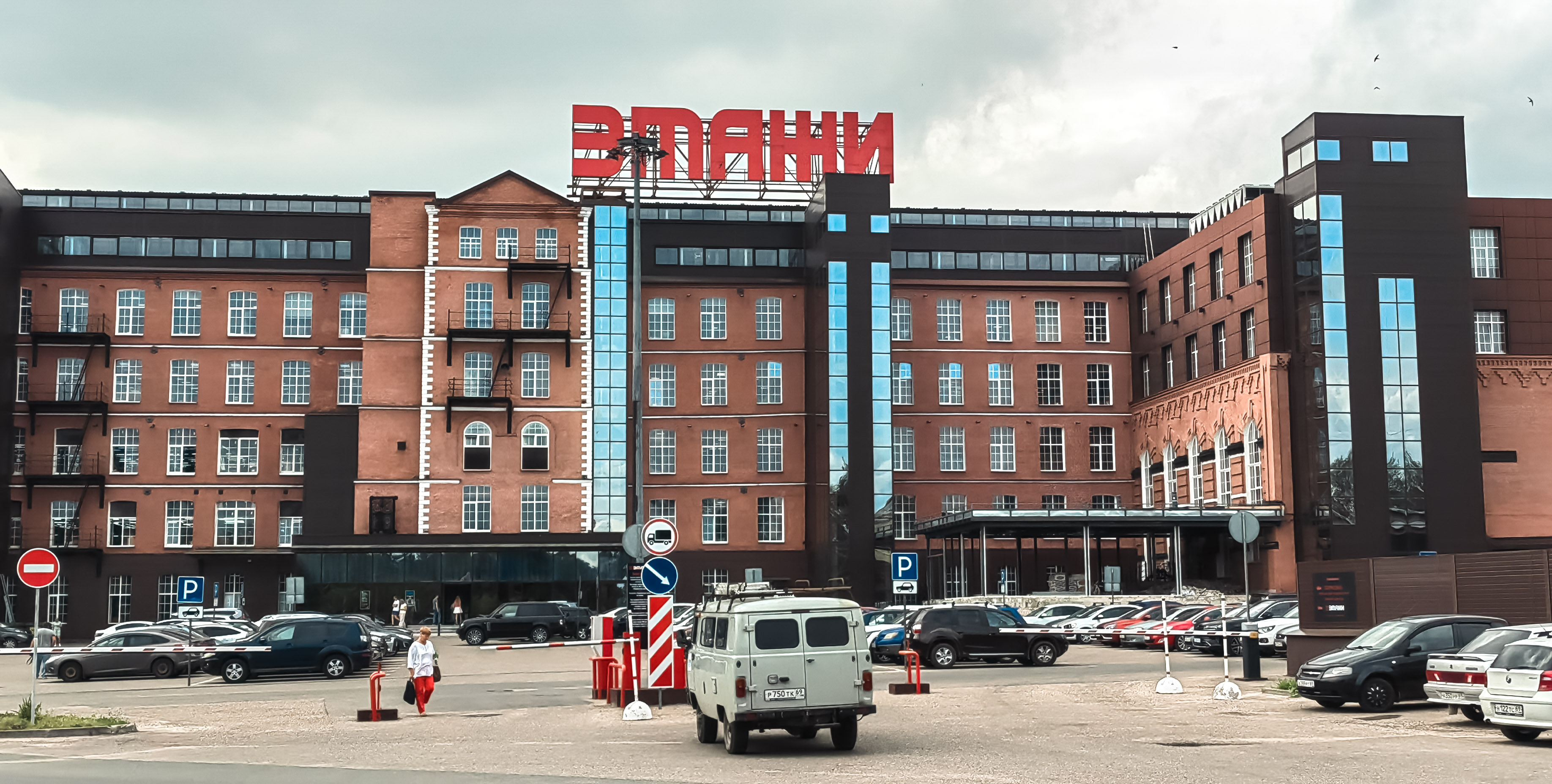 Парад уродов: чертова дюжина неоднозначных тверских строений