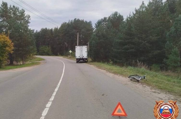 В Тверской области отвлекшийся водитель сбил велосипедиста В Тверской области отвлекшийся водитель сбил велосипедиста