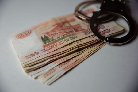 Мошенники обманули мать участника СВО из Тверской области мошенники