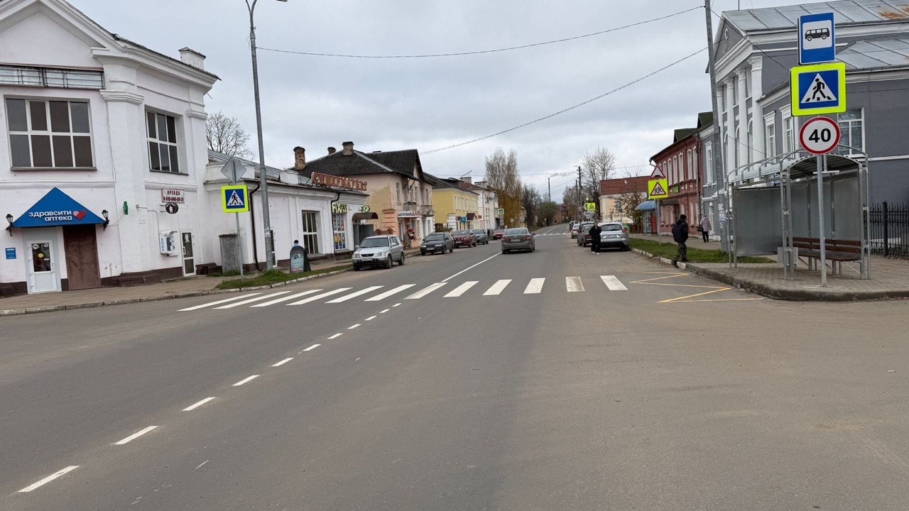 «Улица Победы»: в Тверской области отремонтировали участок дороги, ведущий к мемориалу