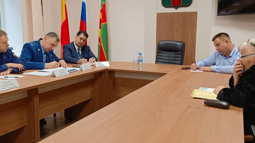 В Лихославле состоялся прием граждан по личным вопросам