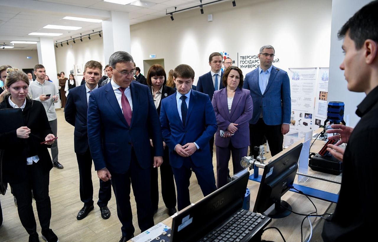Валерий Фальков ознакомился с разработками молодых ученых Тверской области