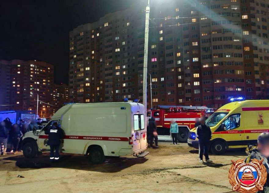 на остановке