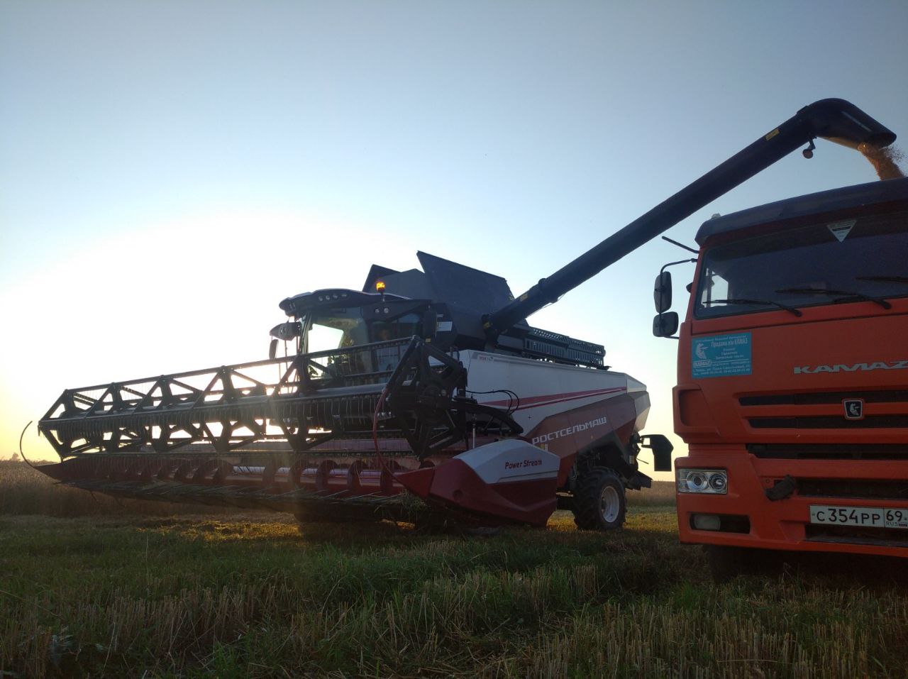 Работает за четверых: мощный помощник аграриев